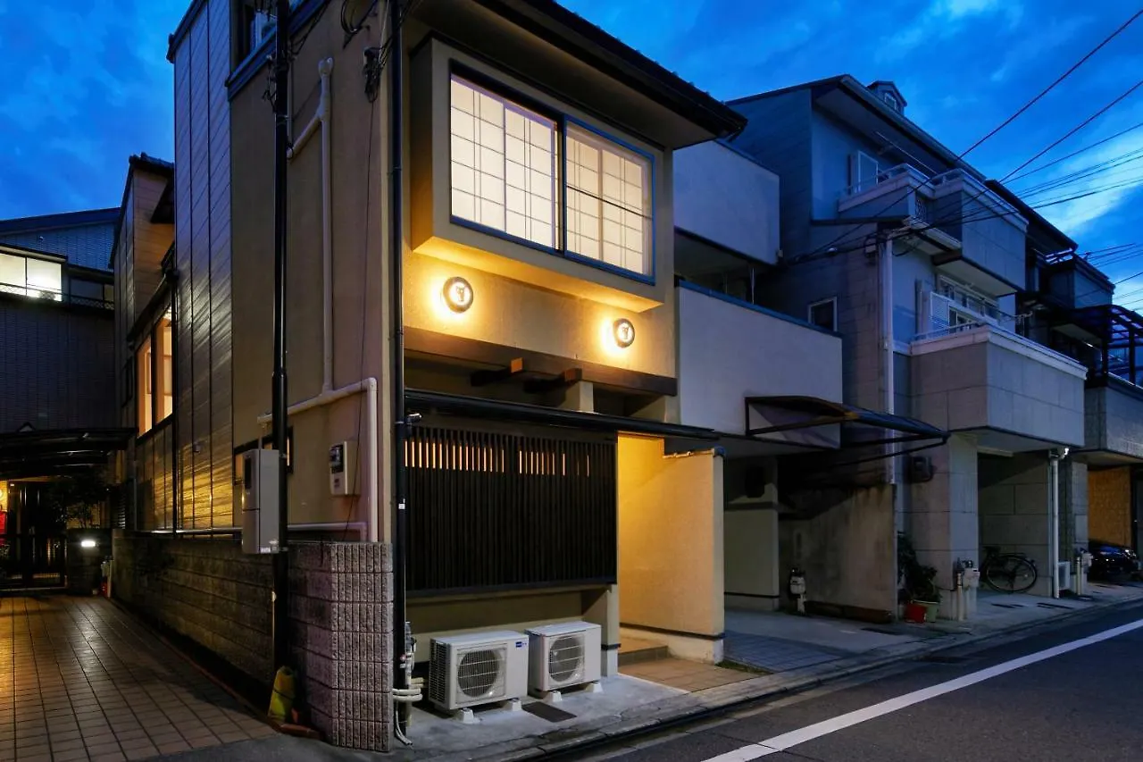 Hanare Kyoto Gojo Bettei 0*,